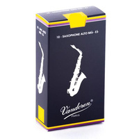 Vandoren Traditional Alto Saxophone Reeds - 3.5